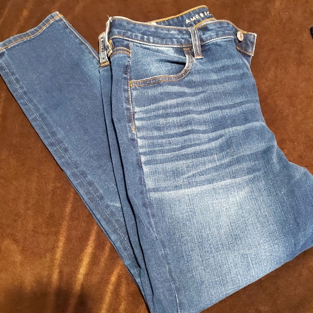 A&E JEANS